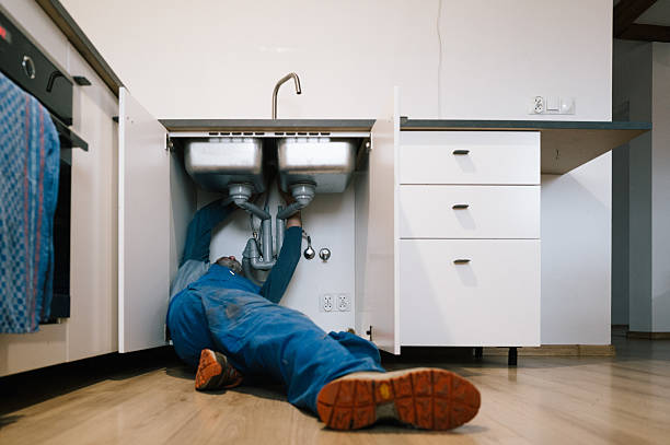 Professional Leak Detection technician working in Clearwater, KS